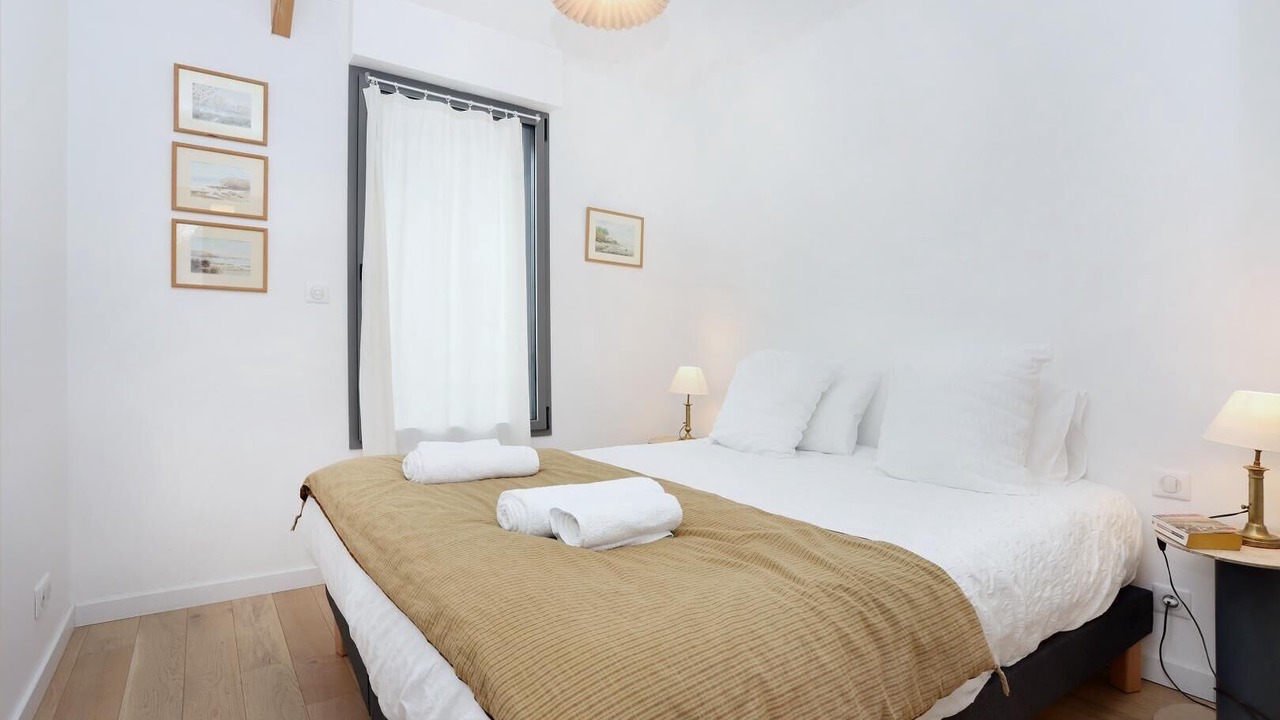 Photo of Bedroom in Saint-Ideuc