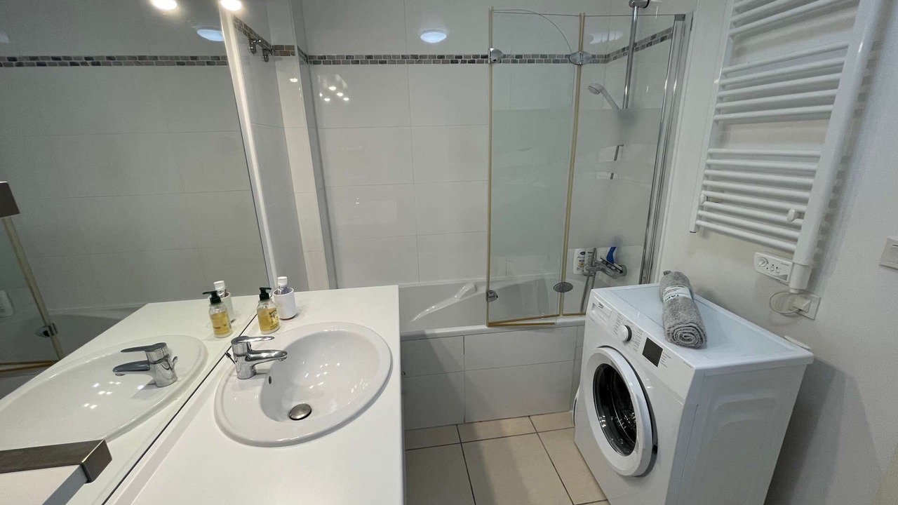 Photo of Bathroom in Le Brusc