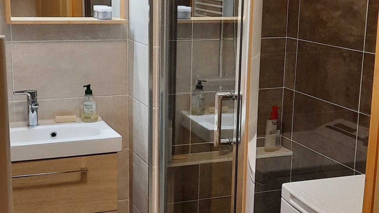 Photo of Bathroom in La Perriere