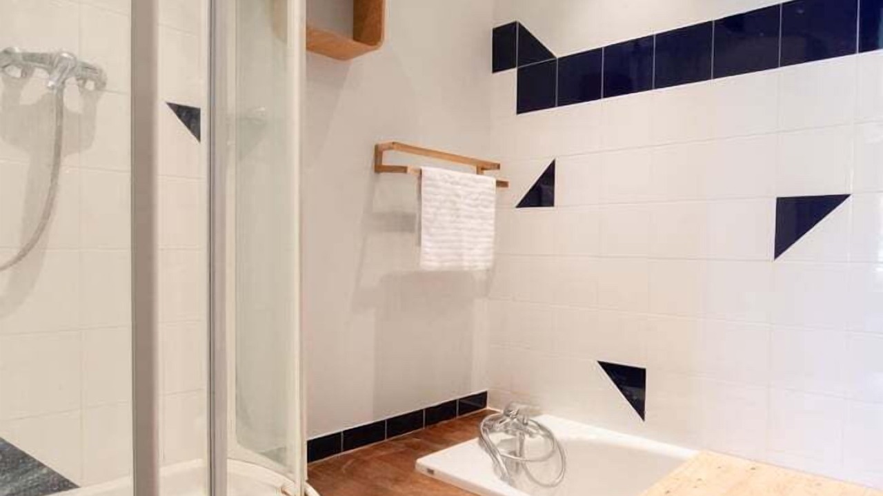 Photo of Bathroom in Croix Rousse