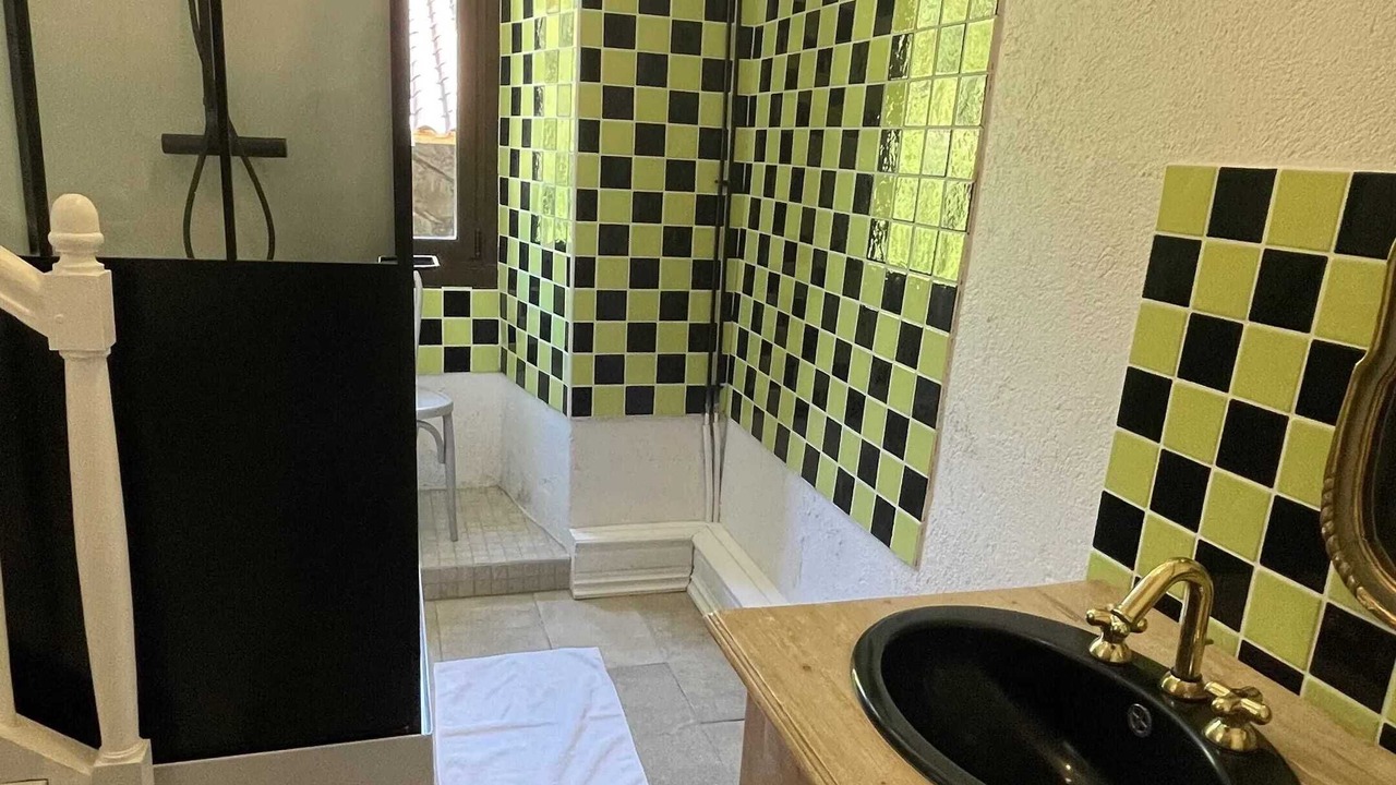 Photo of Bathroom in Satillieu