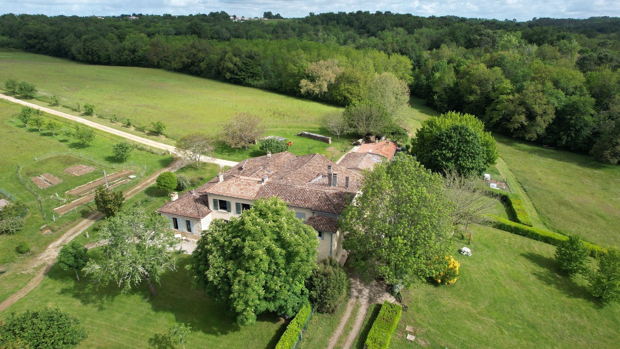 Photo of Outdoor in Haux