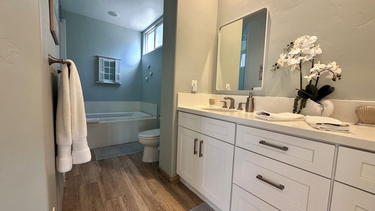 Photo of Bathroom in Ocean Beach
