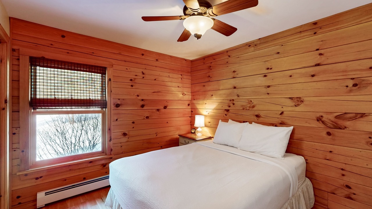 Photo of Bedroom in North Lake George