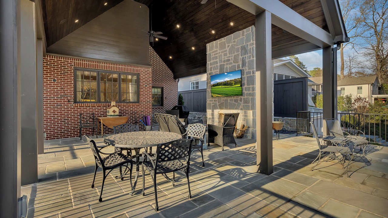 Photo of Livingroom in Chastain Park