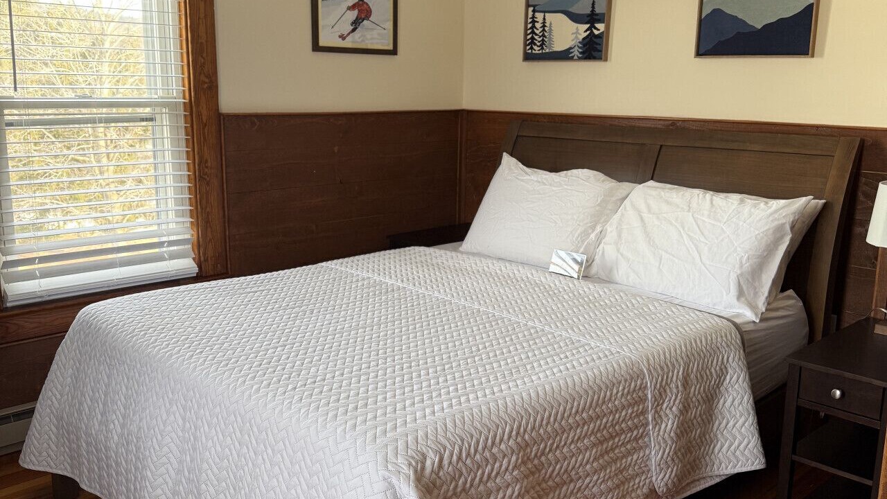 Photo of Bedroom in North Creek