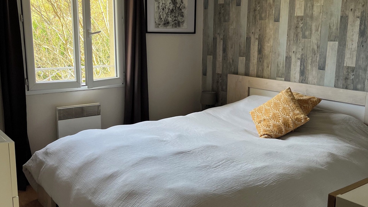 Photo of Bedroom in Cenac