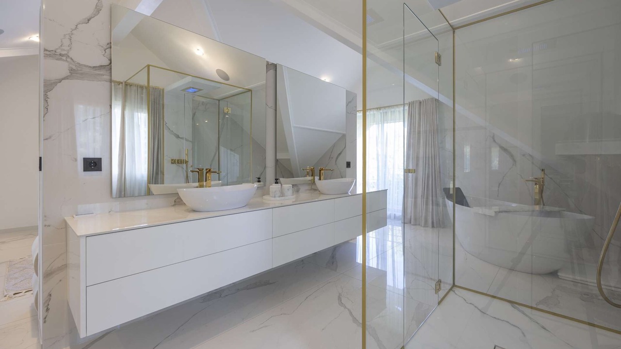Photo of Bathroom in Talloires-Montmin
