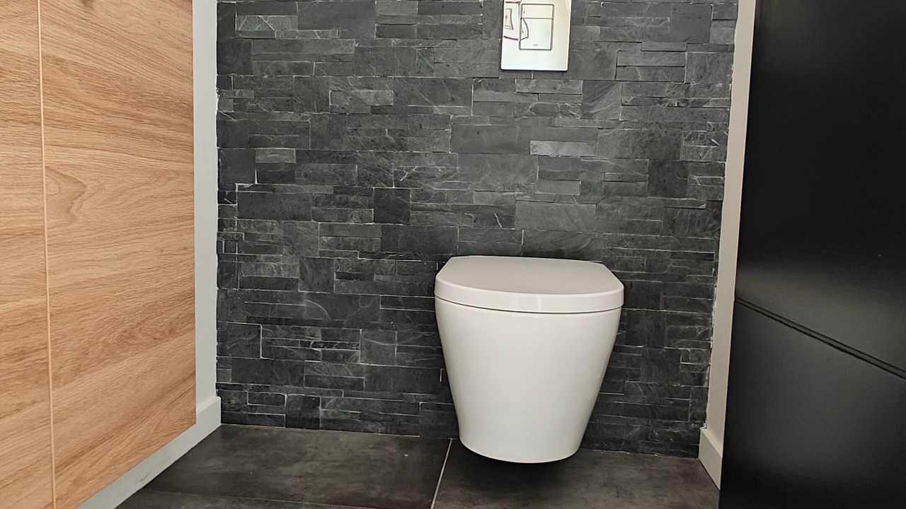 Photo of Bathroom in Montfort-sur-Meu