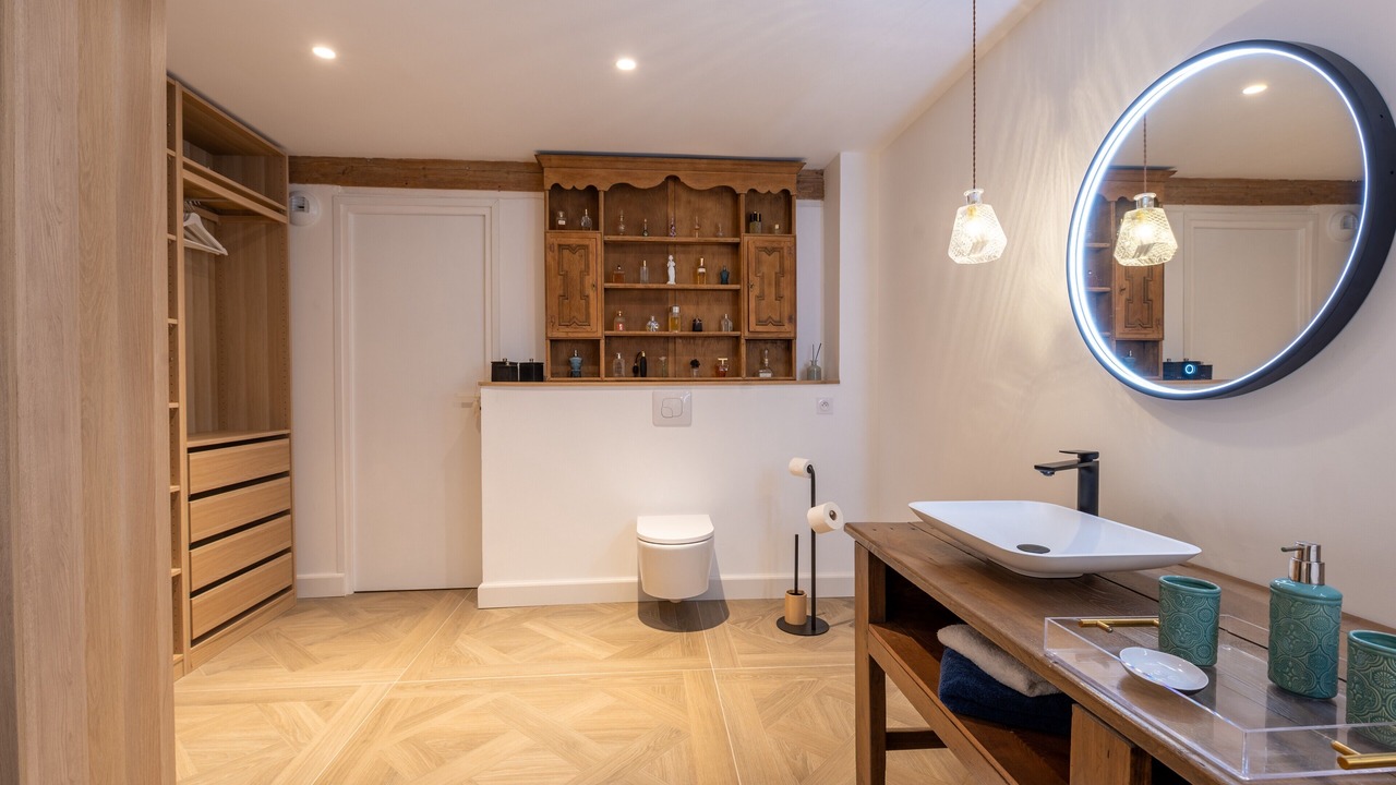 Photo of Bathroom in Saint-Gildas-de-Rhuys