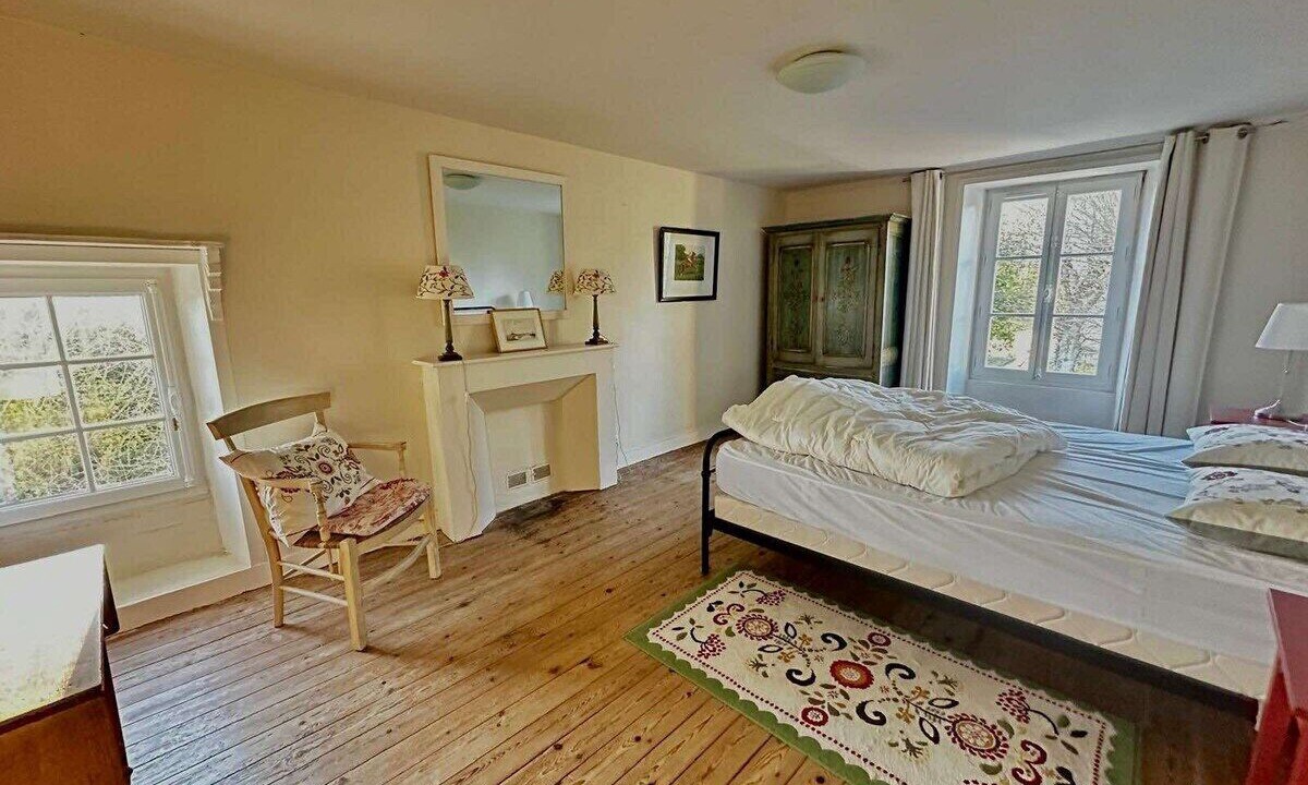 Photo of Bedroom in Tracy-sur-Mer