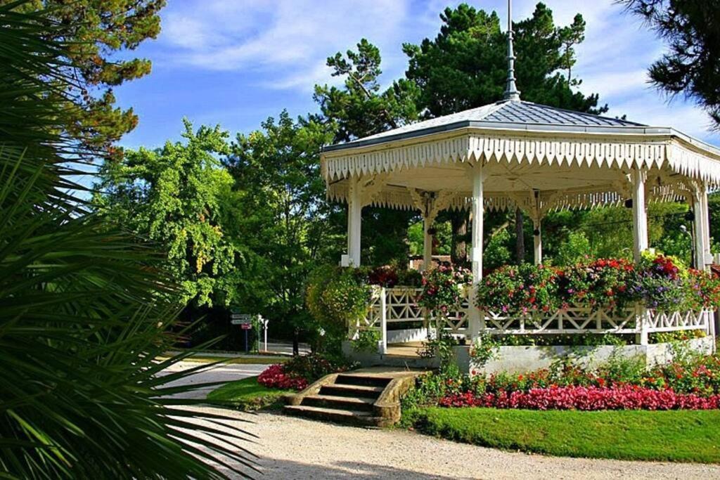 Photo of Buildings in Arcachon