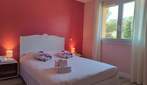 Classic Double Room (LAURIER ROSE)