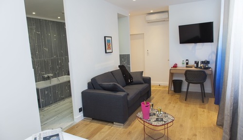 Mini Suite