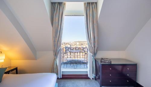 Deluxe Room Eiffel
