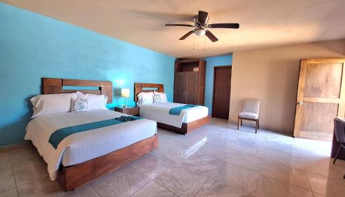 Twin Room with Private Bathroom