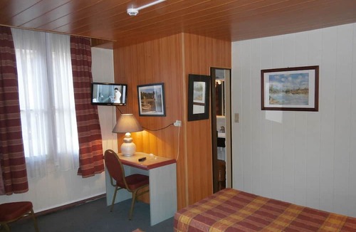 Gare-Jouvenet Hotel | Hôtel Beauséjour