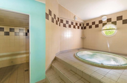 Le Brusc Condo | Appartement moderne pour 4 près de la plage