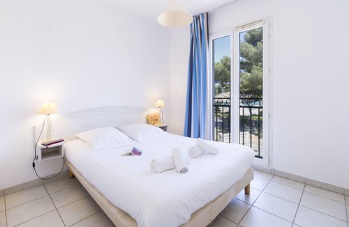 Six-Fours-les-Plages House | Garden & City Six-Fours-les-Plages