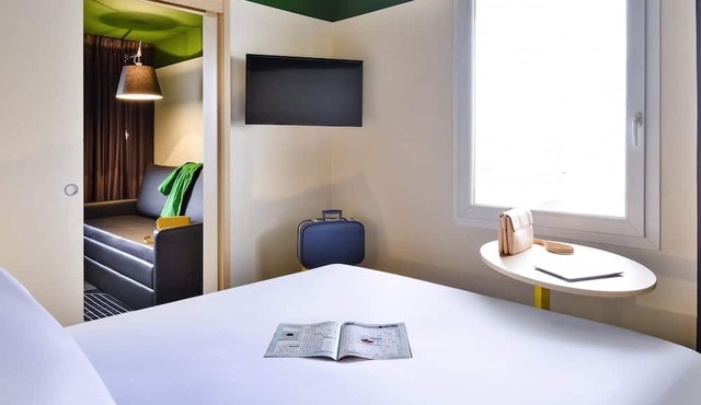 ibis Styles Lyon Meyzieu Arena Stadium