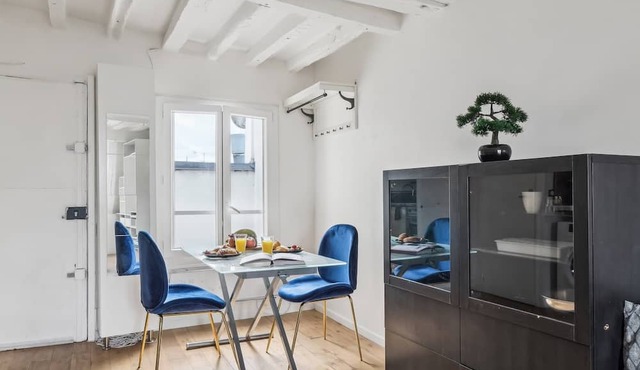 Chic Studio in Historic Heart of Paris