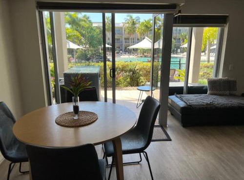 Peppers Salt Resort & Spa - Lagoon pool access 2 br spa suite
